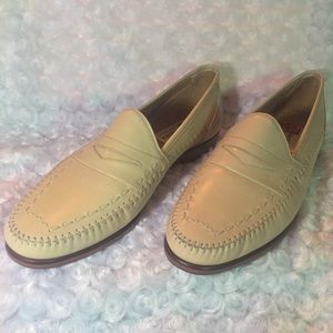 Giorgio’s of Palm Beach Ivory Moccasin Loafers